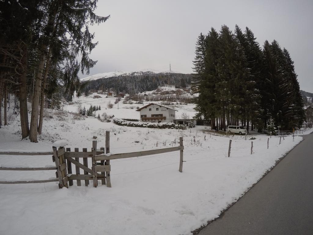 Tiroler Hasenhoehle Wenns Buitenkant foto