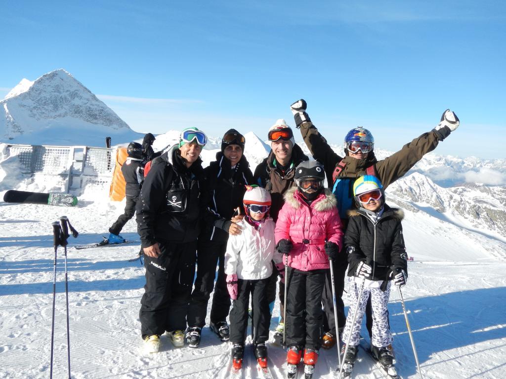 Tiroler Hasenhoehle Wenns Buitenkant foto